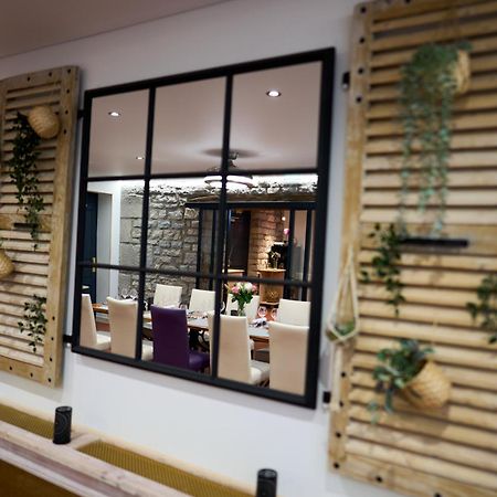 Hotel Restaurant Vertfeuille Arc-et-Senans Ngoại thất bức ảnh