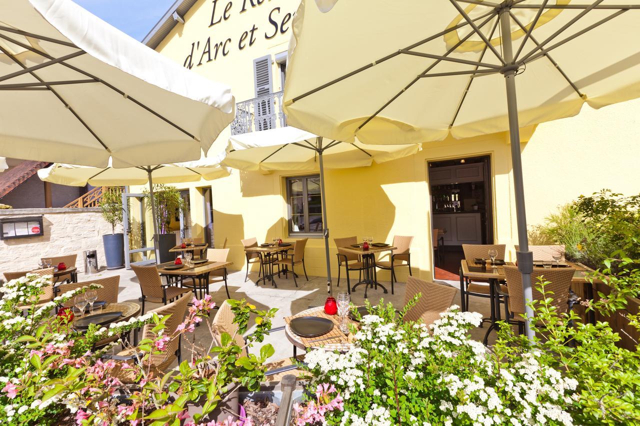 Hotel Restaurant Vertfeuille Arc-et-Senans Ngoại thất bức ảnh